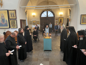 В годовщину со дня рождения архимандрита Иоанна (Крестьянкина) в Донском Старочеркасском Ефремовском мужском монастыре молитвенно почтили его память