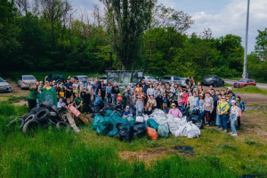 Добровольцы Ростовской-на- Дону епархии очистили от мусора 8 гектаров на Можайских прудах 