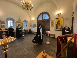 В годовщину со дня рождения архимандрита Иоанна (Крестьянкина) в Донском Старочеркасском Ефремовском мужском монастыре молитвенно почтили его память
