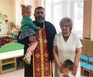 Настоятель Ильинского храма посетил "Дом малютки" г. Таганрога