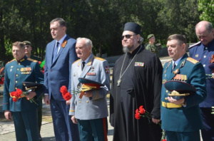 В Новочеркасске почтили память павших в Великой Отечественной войне