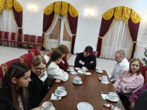 Творческая встреча юных журналистов Новочеркасска состоялась в Патриаршем Вознесенском соборе