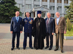 Настоятель Троицкого храма г. Батайска принял участие в десятом заседании Батайской городской Думы VIII созыва